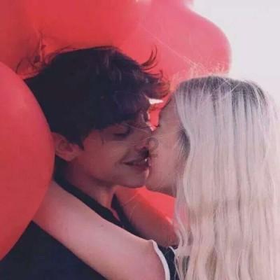 难怪段正淳命犯桃花,你看他的历史原型是谁?做他妻子有多舒服
